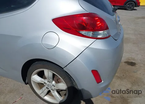 2012 Hyundai Veloster Base W/Black из США, поврежденный, VIN KMHTC6AD5CU048370